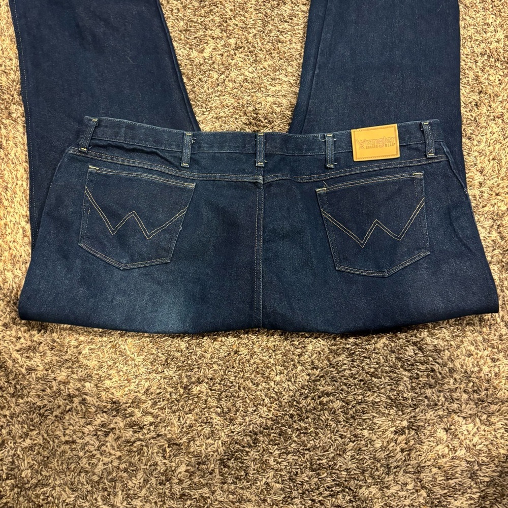 Men’s Wrangler Rugged Wear Jeans